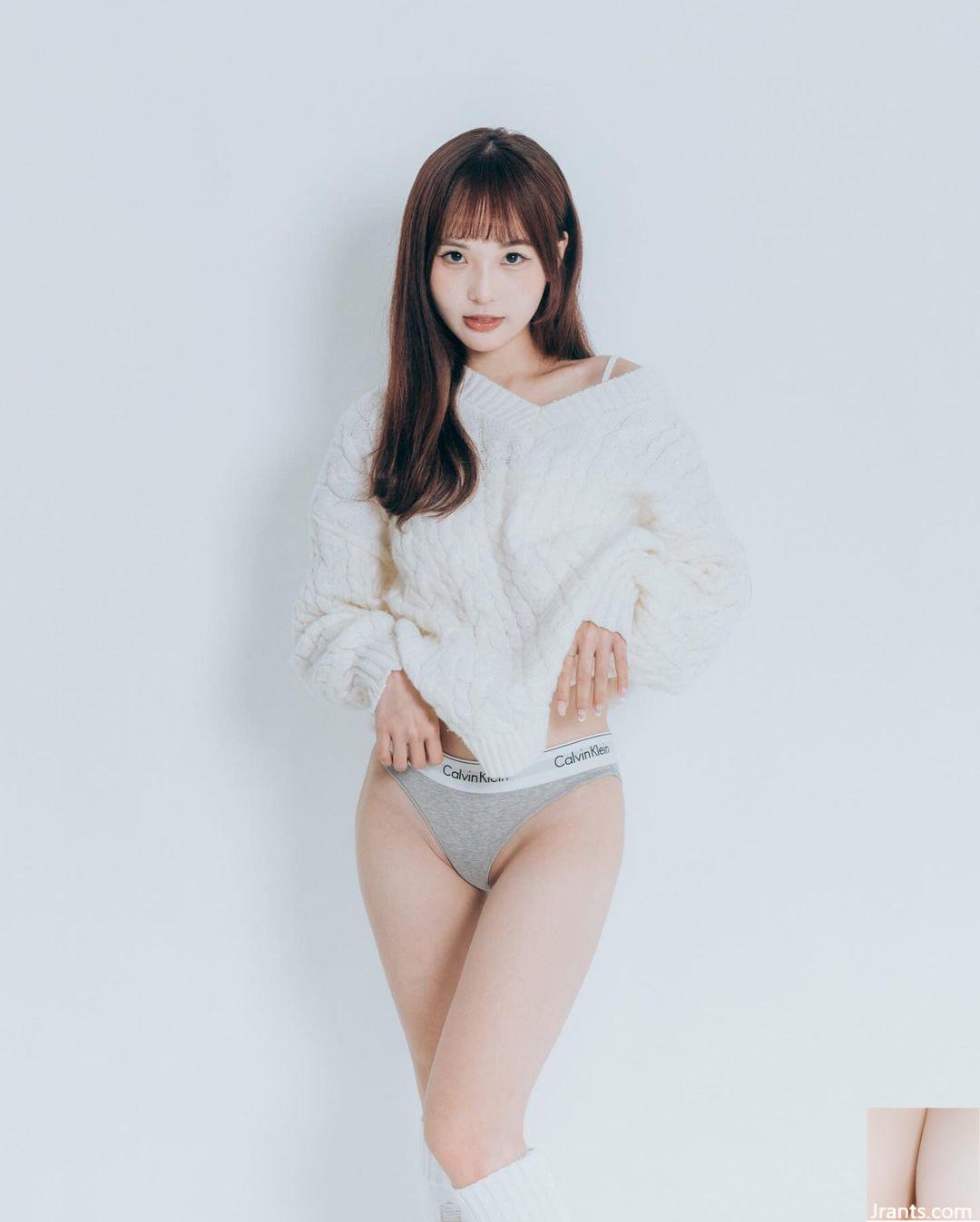 “Chen Naotang” mostra uma expressão inocente e seu corpo sexy é muito tentador (10P)