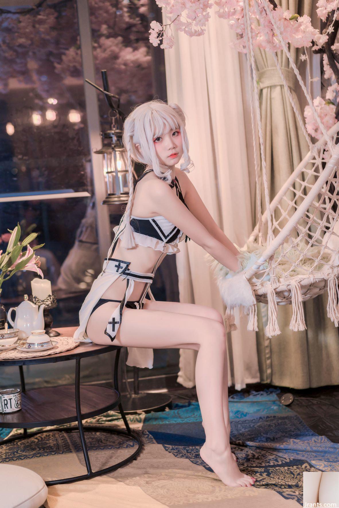 (Coser) Lima Ratus Hantu Lagi – Saint &#8220;Strap Black Silk&#8221; (59P)