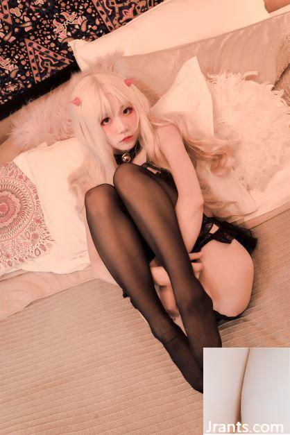 (Coser) Lima Ratus Hantu Lagi – Saint &#8220;Strap Black Silk&#8221; (59P)