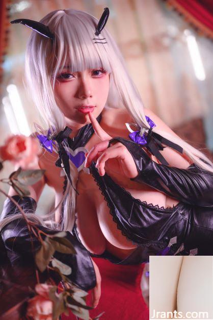 (Coser) Doom 787 – Azur Lane &#8220;Succubus Agung&#8221; (40P)