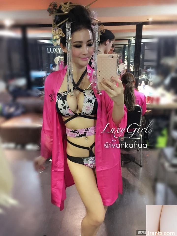 Penari seksi LuxyGirls~Yunyun~Berganti pakaian menjadi bikini yang menarik di pantai, pantatmu sangat gagah dan payudaramu kencang (25P)