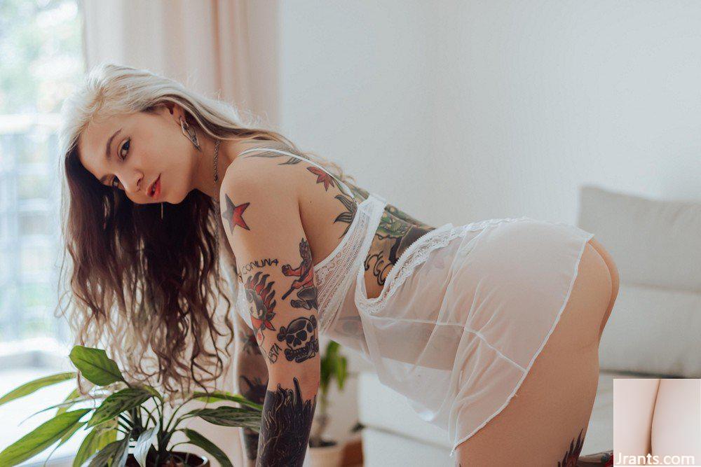 (Suicide Girls) 01 Nov 2024 – Sweetbabydanielle – Cokelat Panas (55P)