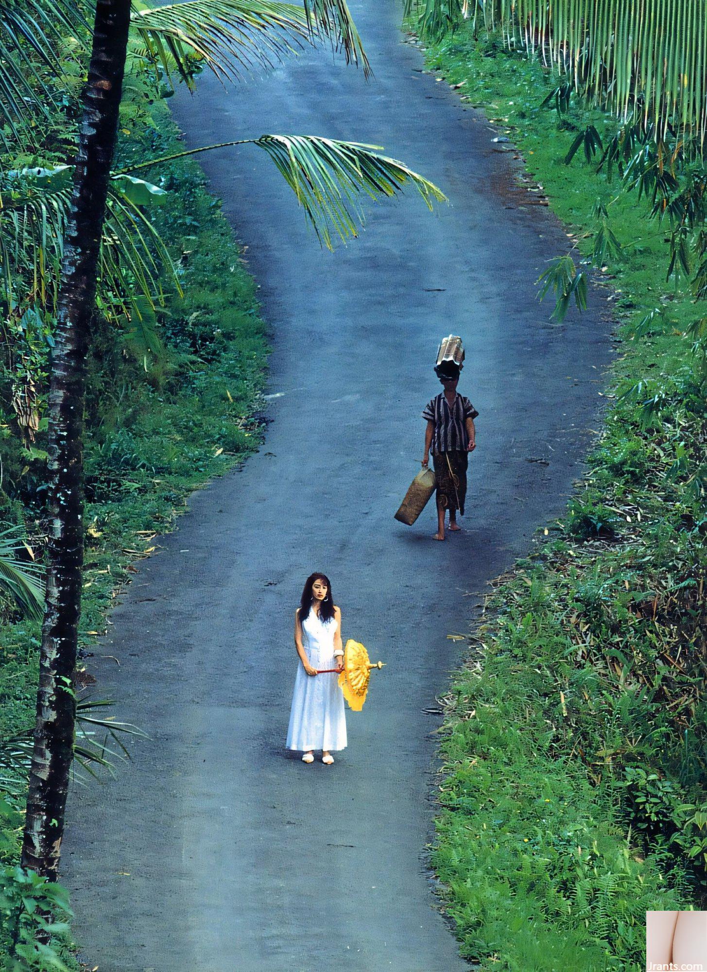 Miki Takakura (Foto) „South Fairy Tale“ (72P)