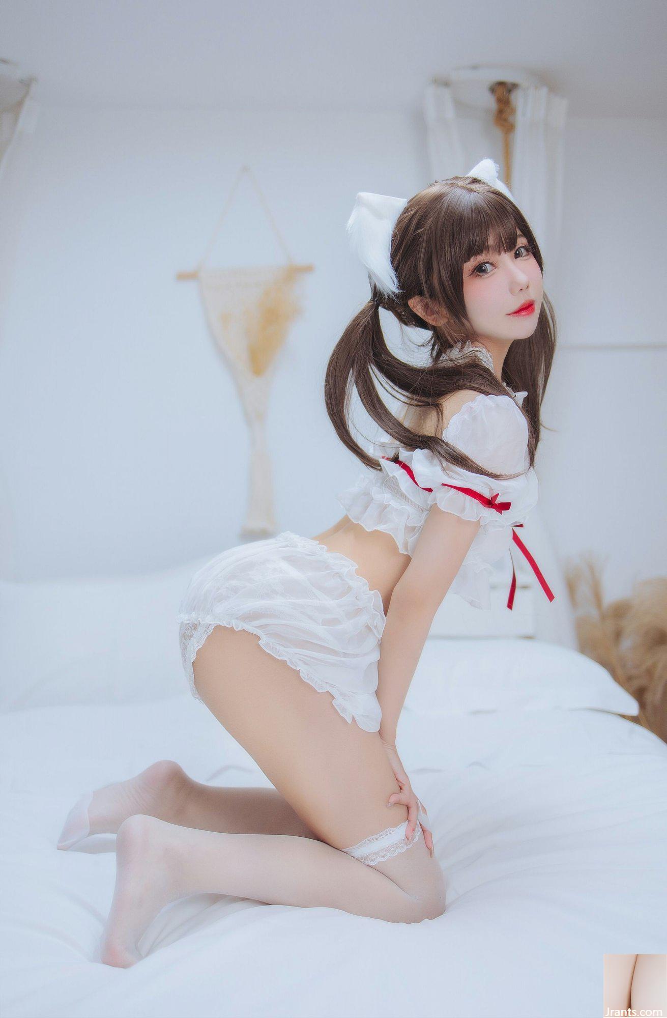 (Coleção online) Exclusivo VIP Welfare Girl Fairy Moon &#8220;White Cat Girl&#8221; (53P)