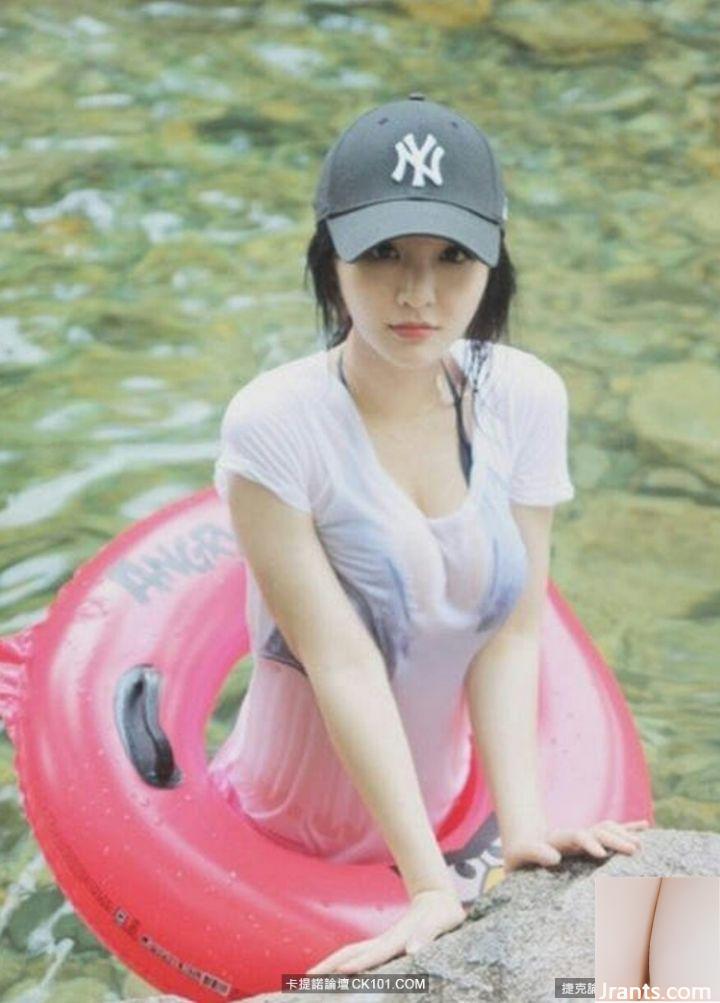 초특급 자태의 E컵 앵커~BJ Jia 지아lin(현서)~ 빨간 타이트 드레스로 모두 새해 복 많이 받으세요 (56P)