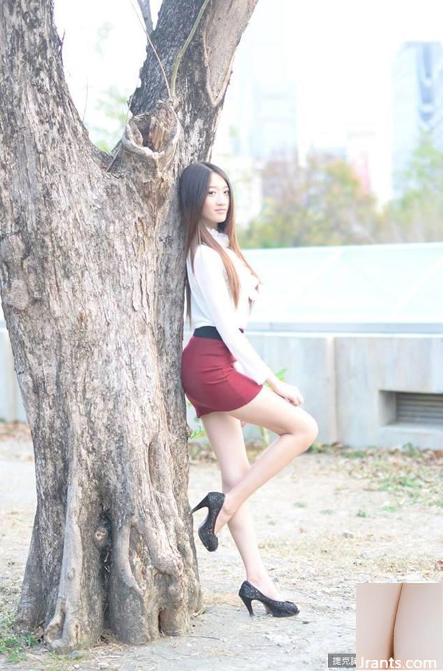 Xiaoxue (Lv Xueyun) ~ তার ফর্সা-চর্মযুক্ত পাগুলি সেক্সি, সরু এবং বিপজ্জনক, এবং বসন্তের আলো খুবই লোভনীয় (29P)