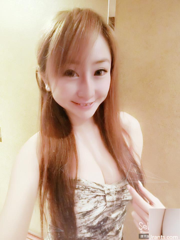 Gadis Madou~T seksi 34D (Tiffany Chen)~hanya mengenakan celana dalam dan bantal (40P)