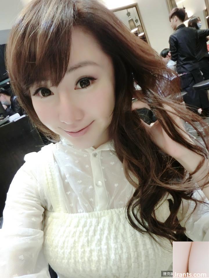 Gadis Madou~T seksi 34D (Tiffany Chen)~hanya mengenakan celana dalam dan bantal (40P)