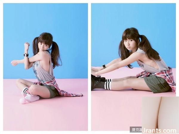 투와 소녀는 옆구리에 &#8220;서반구&#8221;를 보여주고 가슴 라인이 모두 노출됩니다 !!