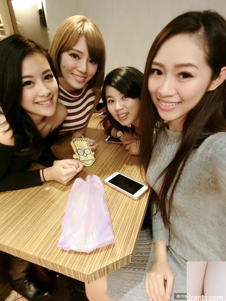 올리비아 우리 ~ 침대에 누워서 엄청난 해부와 핫 그루브에 빠지는 모습을 촬영 중 (30P)