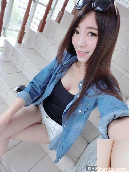 التقطت فتاة الكأس الإلكترونية Zhang Zhumei صورة شخصية ذات ثديين كبيرين وفقدت حزام سترتها عن طريق الخطأ (21P)