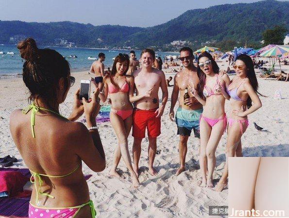 Edisi Ultimate &#8220;Human Love&#8221; Imitasi Quinlivan~Nikita Shu Zichen~Foto payudara besar ditonton oleh orang yang lewat di pantai (22P)