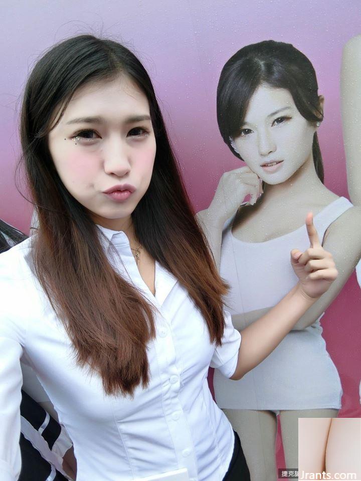 Das langbeinige E-Cup-Automodell der Zhuang Jing Vocational High School ~ Wilder kleiner Chunli (Zhijun Jun) ~ Die Fotos von großen Brüsten, schönen Beinen und schönen Brüsten im Auto sind sehr auffällig (29P)