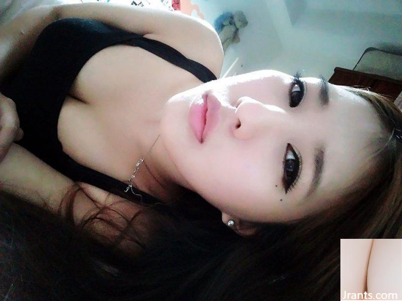 Das langbeinige E-Cup-Automodell der Zhuang Jing Vocational High School ~ Wilder kleiner Chunli (Zhijun Jun) ~ Die Fotos von großen Brüsten, schönen Beinen und schönen Brüsten im Auto sind sehr auffällig (29P)