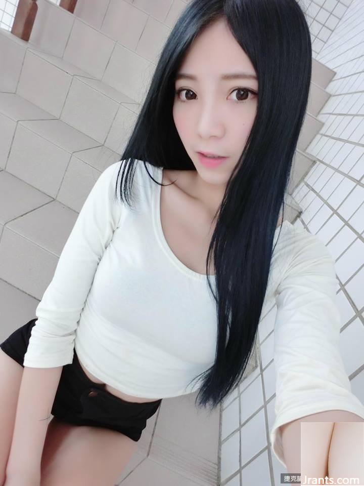 فتاة جميلة ذات ثديين جميلين وكوب E ~ Zhang Zhumei ~ انزلقت أحزمة الكتف في الصورة الشخصية، مثيرة جدًا لدرجة أنها تثير الخيال (36P)
