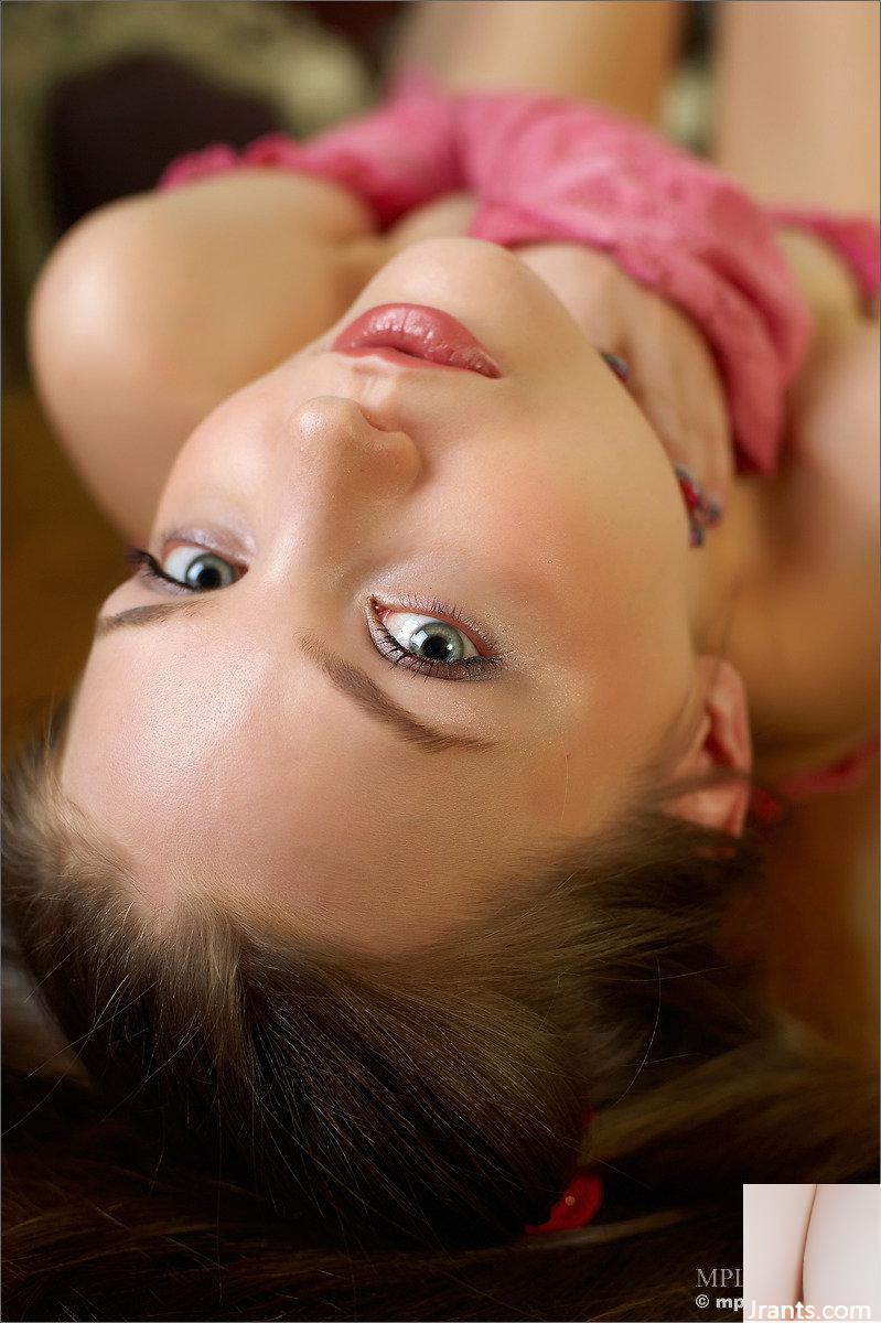 Amelie (Federasi Rusia) (111P)
