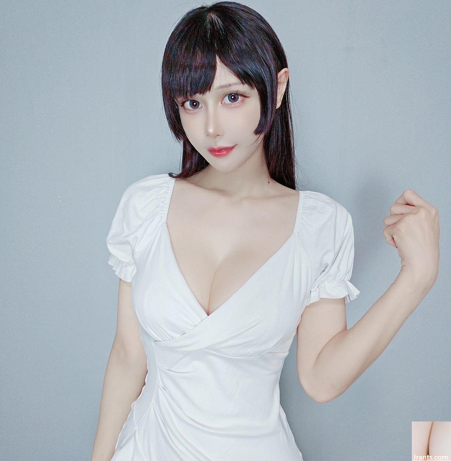 COS နတ်ဘုရားမ &#8220; Hungry Xiaoxuan Miu-Xuan Ge&#8221;  သည် လန်းဆန်းသော စိတ်ထားရှိပြီး သူမ၏ အသက်မွေးဝမ်းကြောင်းကြောင်း (19P) ကို ထုတ်ဖော်ပြသသည်