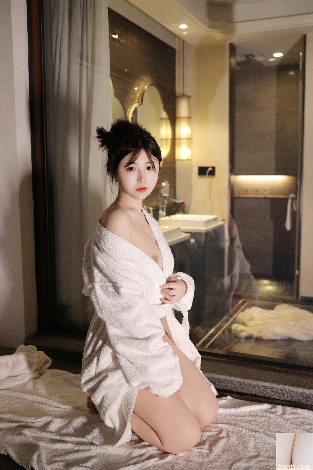 (XR Tanpa Sensor) Chen Xiaohua (陈小花) Versi pembelian dalam aplikasi pijat minyak panas SPA (71P)