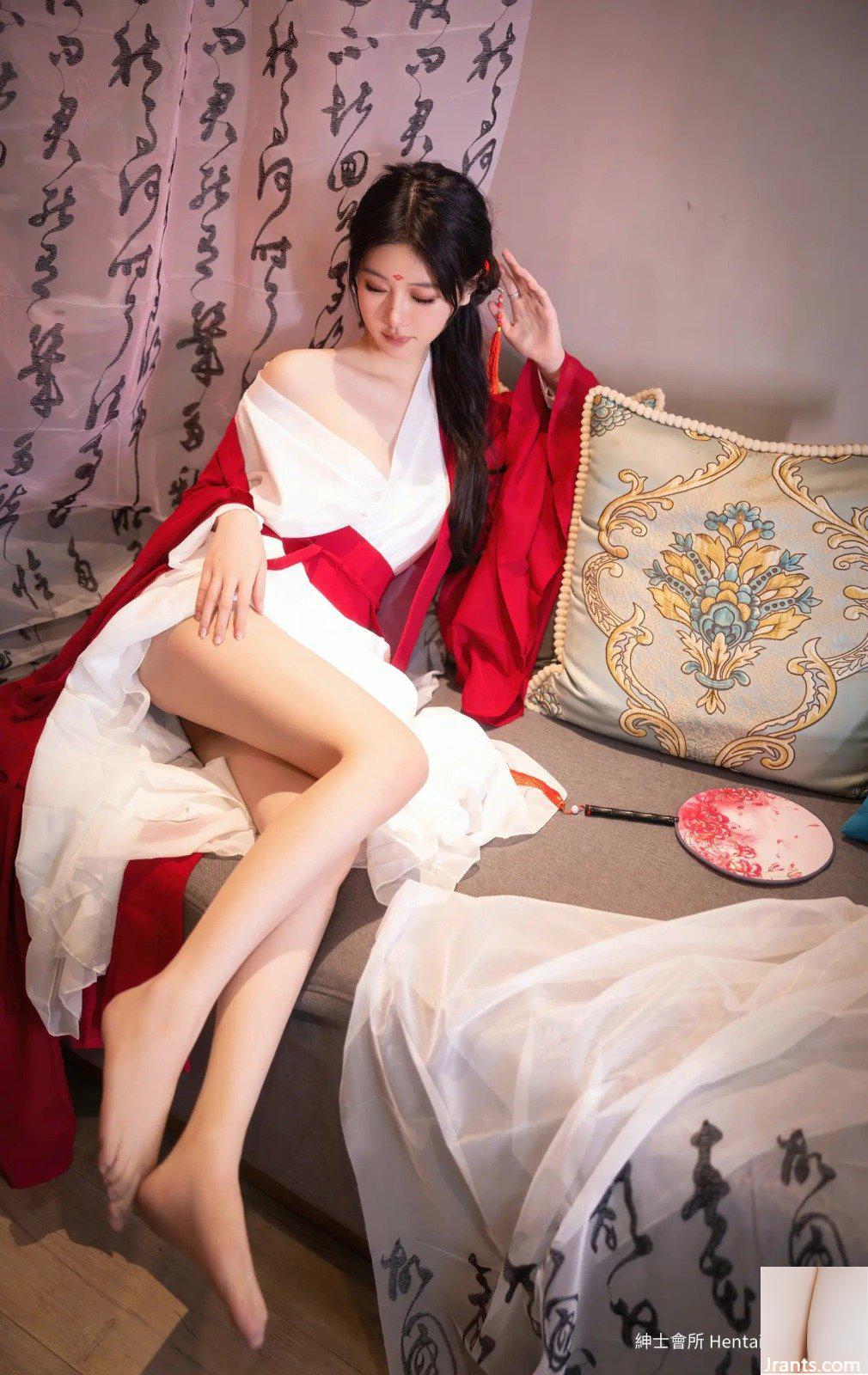 Robe rouge de style ancien de Xie Xiaoan (142P)