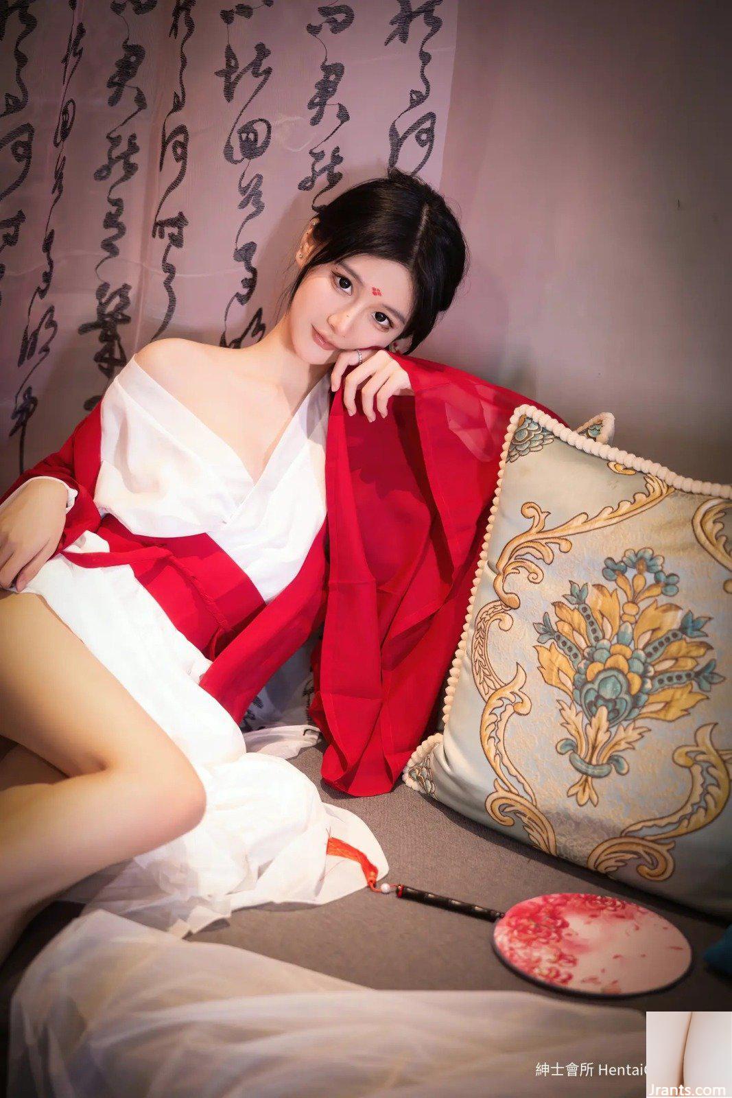 Robe rouge de style ancien de Xie Xiaoan (142P)