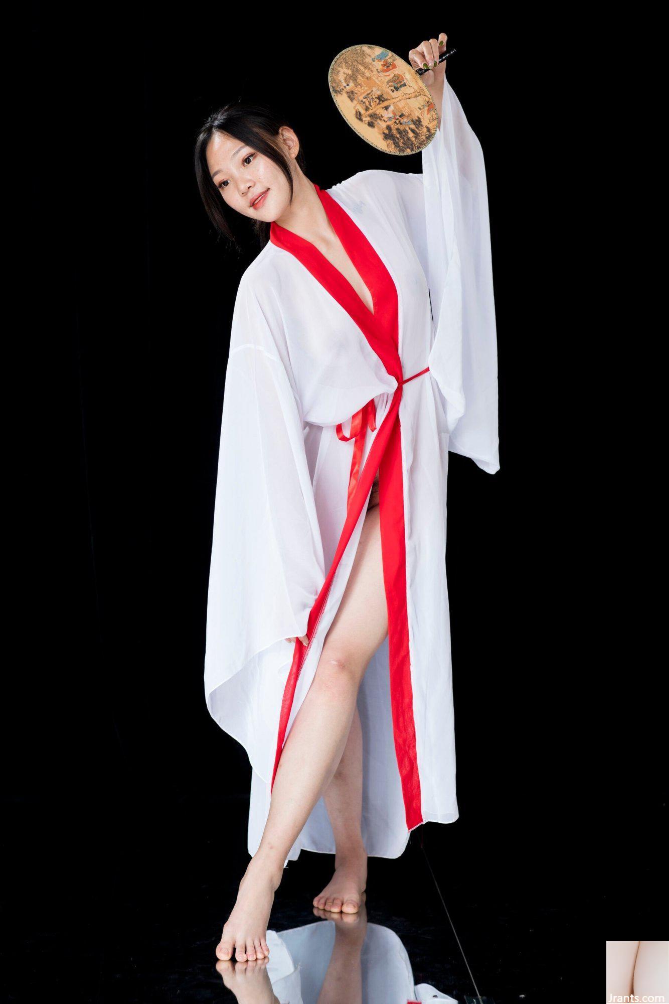 Privates Fotoshooting-Set des chinesischen Models Yang Xuexin (95P)