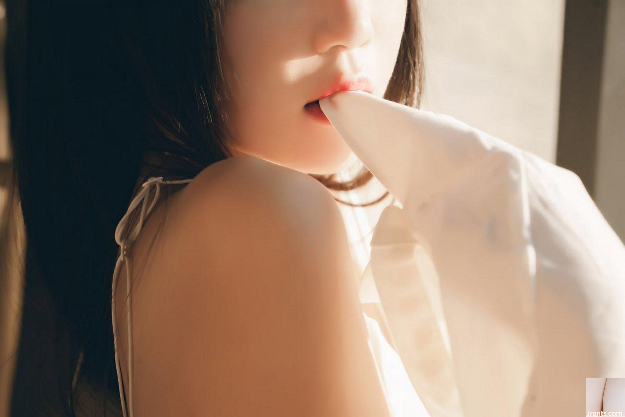 Collezione da Internet) Yuli Ji Sakura Tao Meow &#8220;Little Lolita in White Shirt&#8221; VIP Exclusive Full (59P