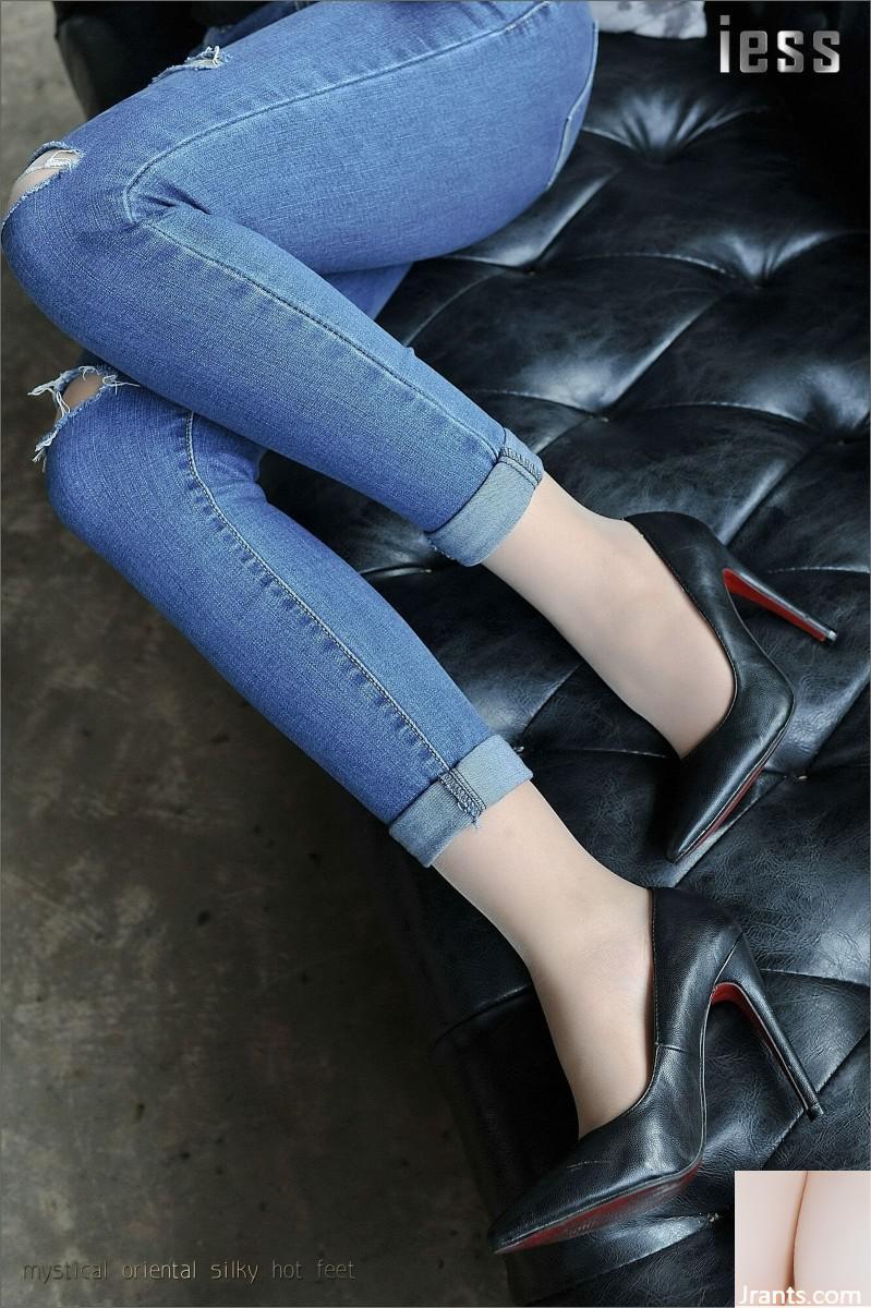 (IESS) Talons hauts et jeans en soie Zhang Xinyue (54P)