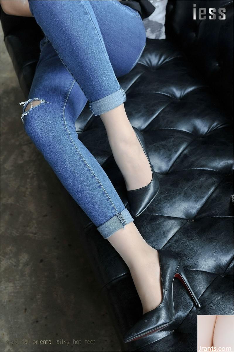 (IESS) Zhang Xinyue Seiden-High Heels und Jeans (54P)