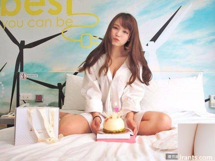 32C sweet Madou~Sweetheart Xiaoya~mengenakan piyama seksi berpotongan rendah yang menarik sebelum tidur (53P)