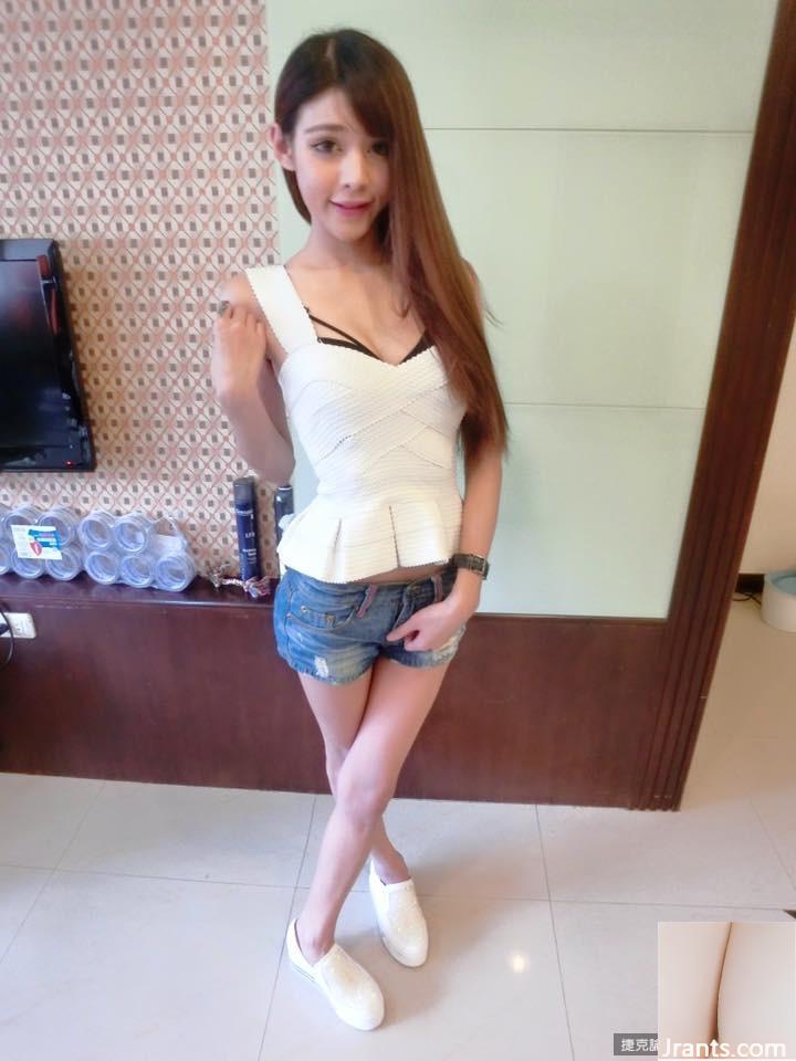 Kulit putih 32C, pinggang ramping dan Madou tipis~Sun Taoni~Foto studio seksi Tulle (21P)