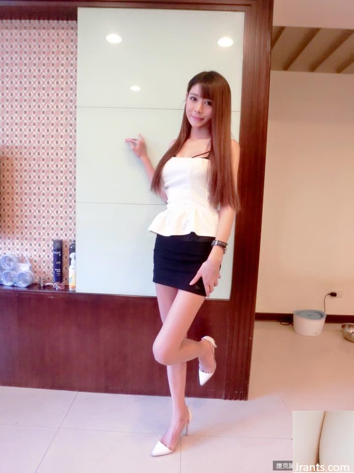 Kulit putih 32C, pinggang ramping dan Madou tipis~Sun Taoni~Foto studio seksi Tulle (21P)