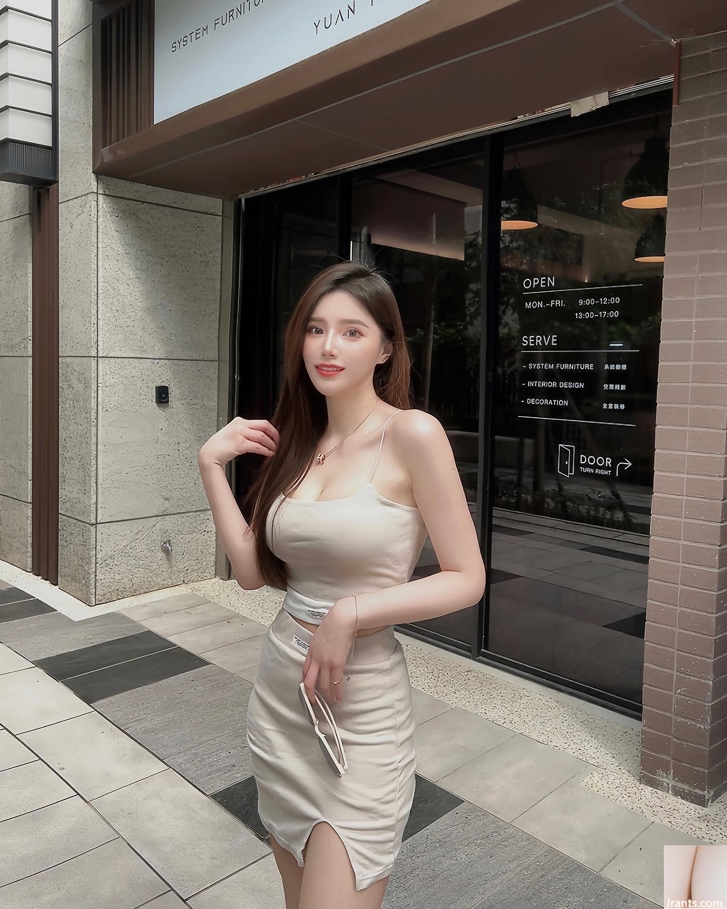 Gadis cantik &#8220;Peru_&#8221; ini memiliki payudara berwarna putih dan lembut yang begitu menggoda untuk disaksikan! (16P)