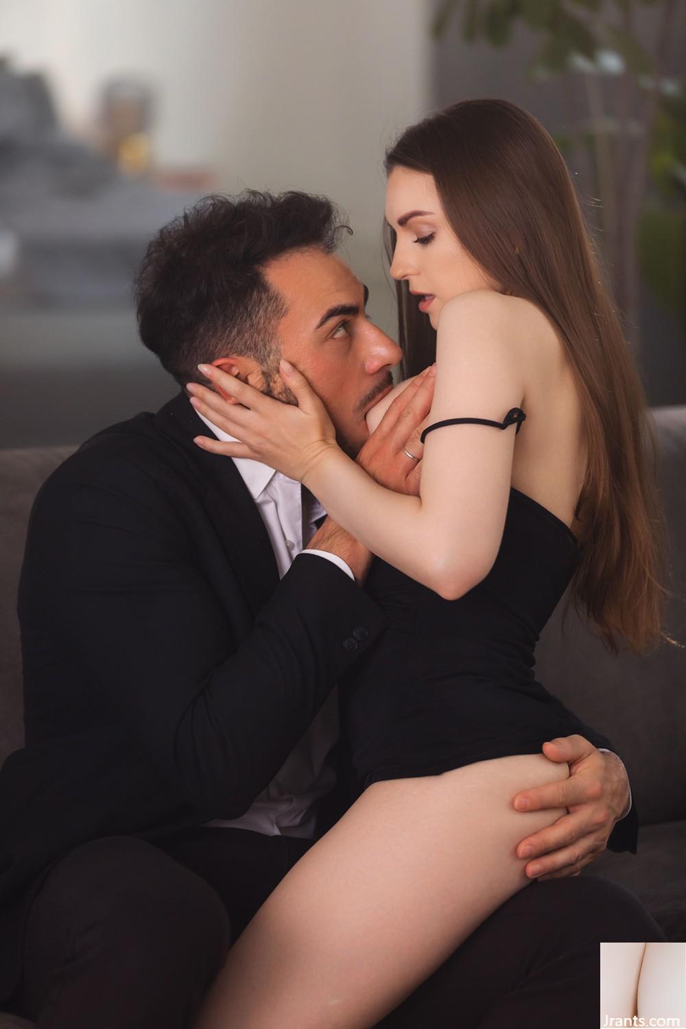 (SexArt) 08 Des 2024 – Francis X &#038; Monika May – Cinta Spanyol (132P)