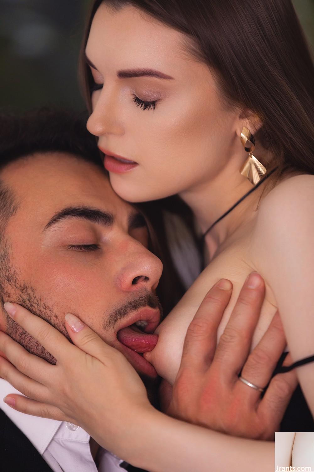 (SexArt) 08 Des 2024 – Francis X &#038; Monika May – Cinta Spanyol (132P)