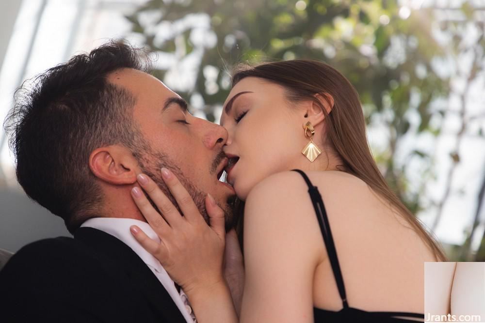 (SexArt) 08 Des 2024 – Francis X &#038; Monika May – Cinta Spanyol (132P)