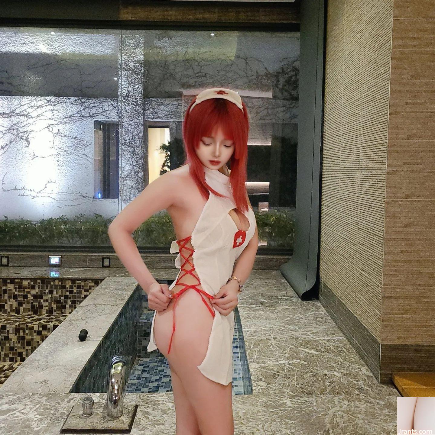 La fille aux gros seins « Zhang Yunyun » au corps clair et tendre a des seins élastiques et des courbes sexy (18P)