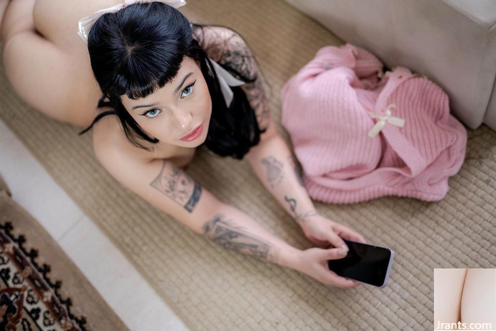 (Suicide Girls) 10 décembre 2024 – Anybloom – Love At Distance (56P)