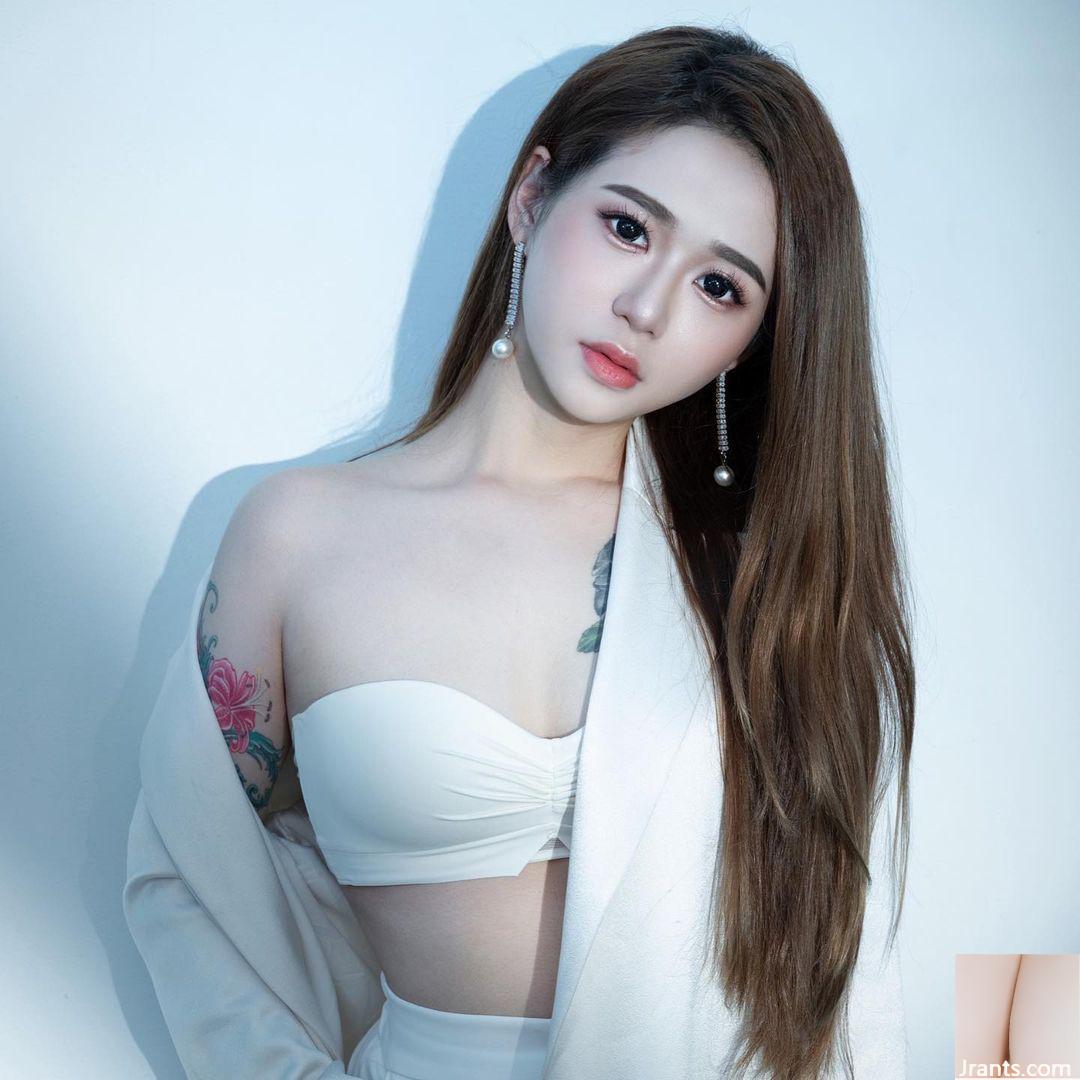 Sexy e sedutora “Shen Jiaqi” mostra a beleza bem desenvolvida de Meichen, que é fofa e charmosa (10P)