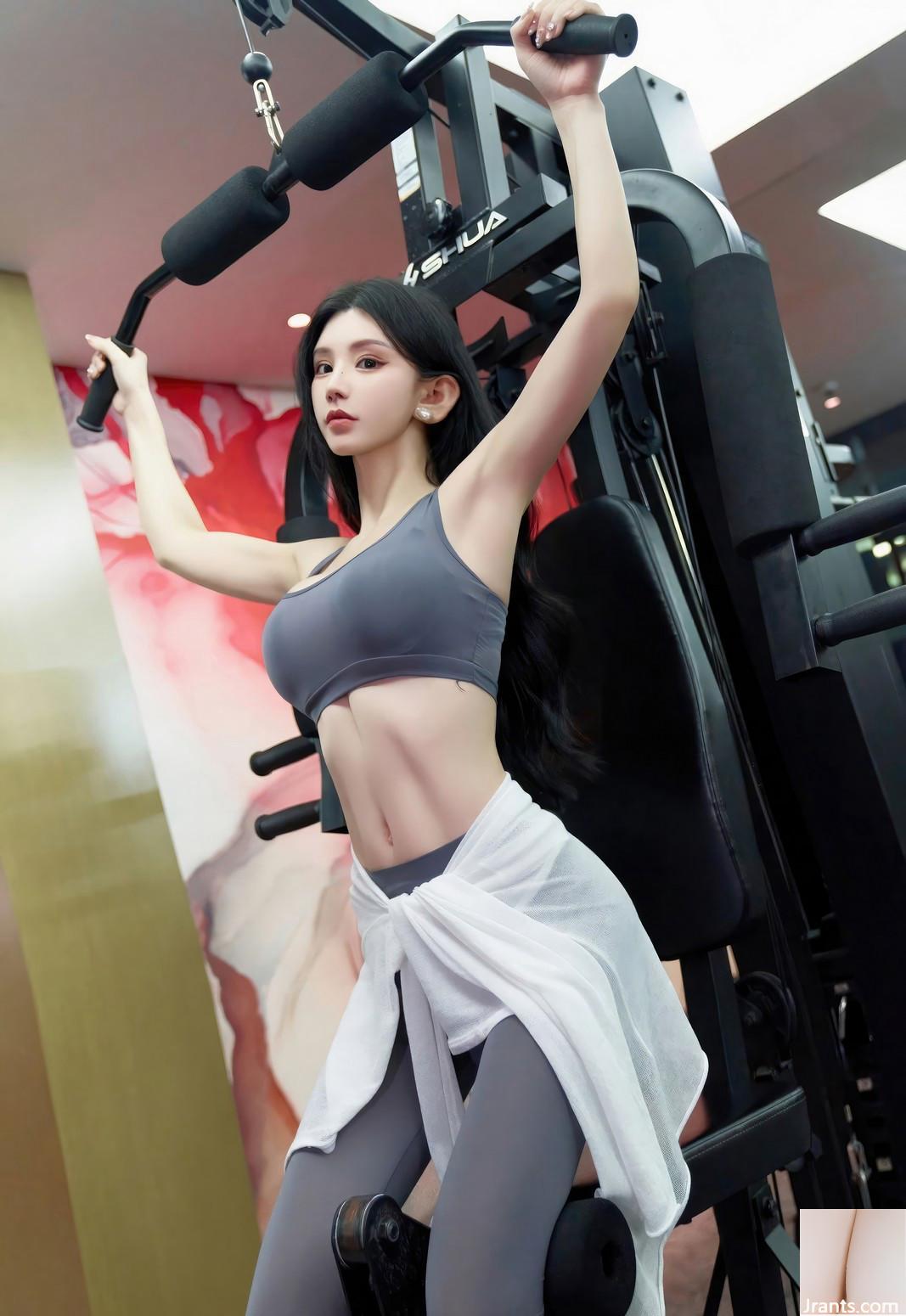 A bunda linda de Zhou Yuxi, calças justas de ginástica, figura sexy, conjunto de ginástica (15P)