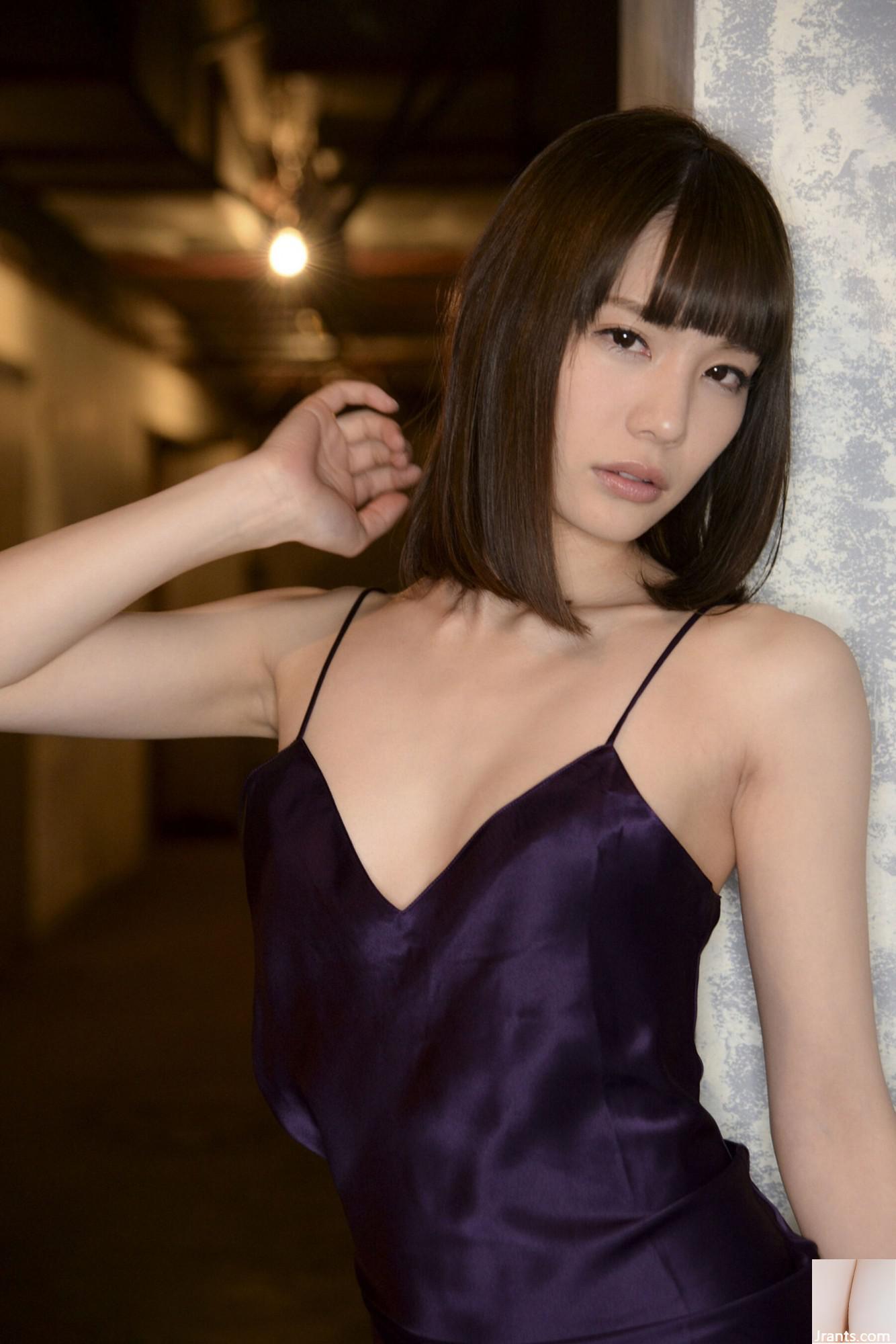 (Prestige) Airi Suzumura (POSE MESSAGE 25) (115P)