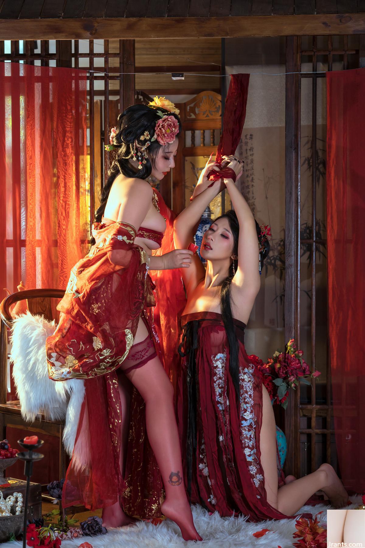 Coser красавица Yunxi Xi Naitao и Naixijiang красивый бордель романтическая тема сексуальные сестры классическое платье мастер показывает пухлую фигуру соблазнительное фото