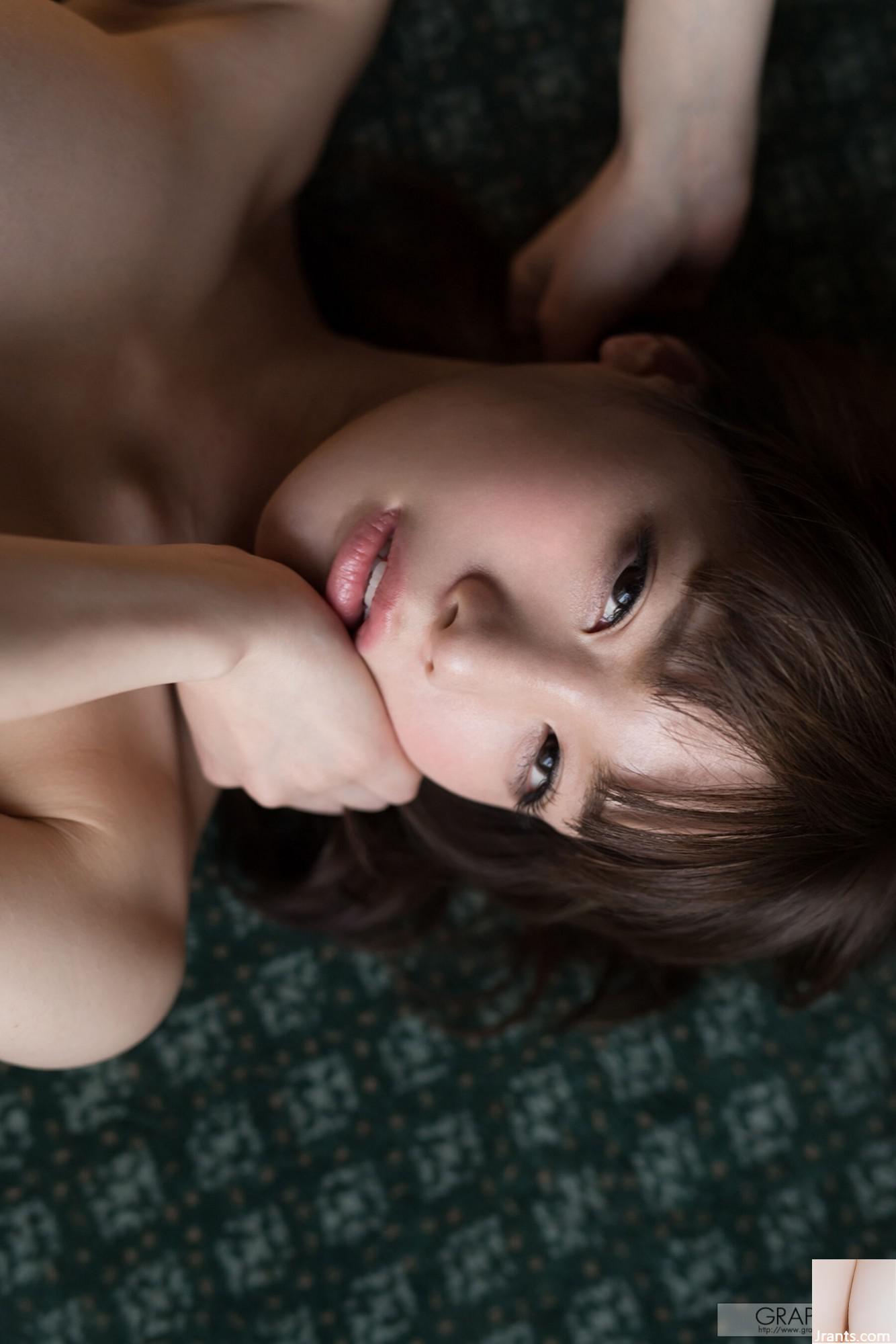 (Set model Jepang) Suzumura Airi &#8220;Keberadaan Tertentu&#8221; (130P)