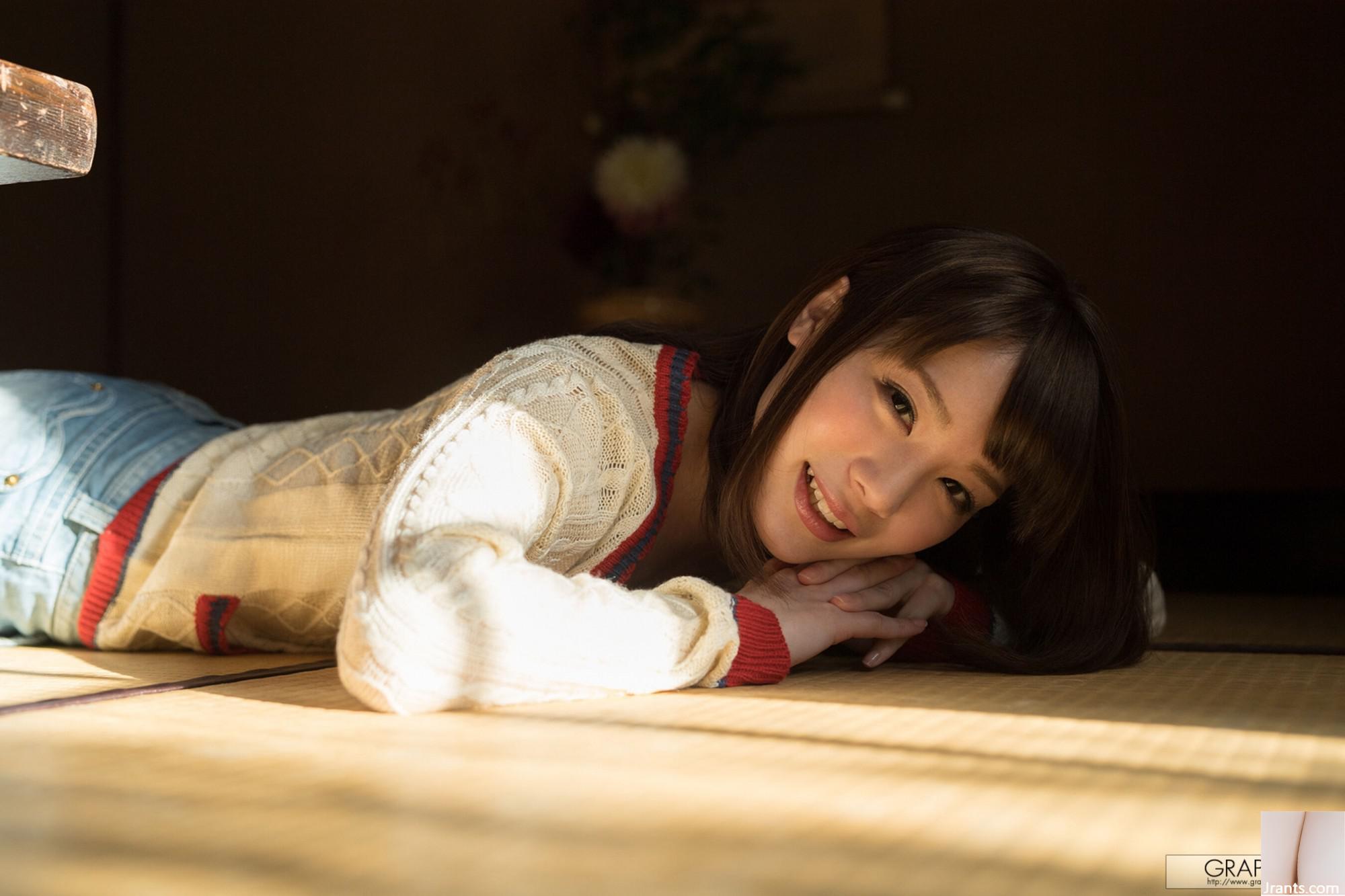 (Set model Jepang) Suzumura Airi &#8220;Keberadaan Tertentu&#8221; (130P)