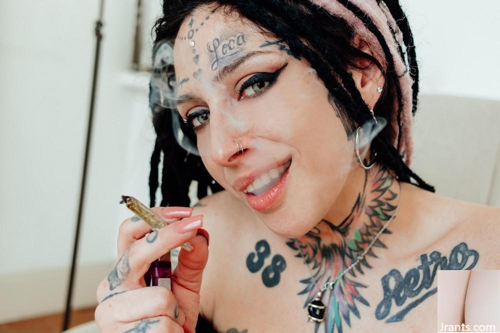 (Suicide Girls) 17 de janeiro de 2025-Elfika -Mystify (46P)