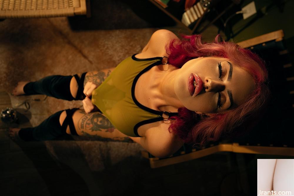 Suicide Girls) 15 de janeiro de 2025 -Citradelicsunset – Disco Queen (52P)