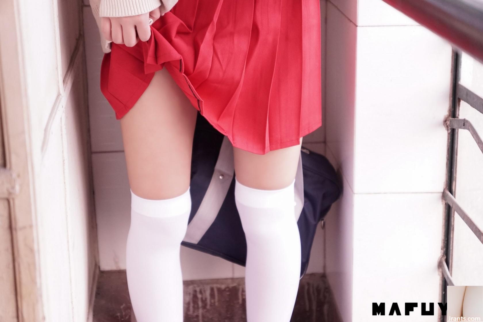 (MAFUYU) Loli Kameita Mafuyu Classroom Red Water K Chaussettes au-dessus du genou en soie (112P)