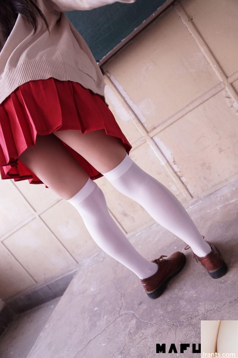 (MAFUYU) Loli Kameita Mafuyu Classroom Red Water K Chaussettes au-dessus du genou en soie (112P)