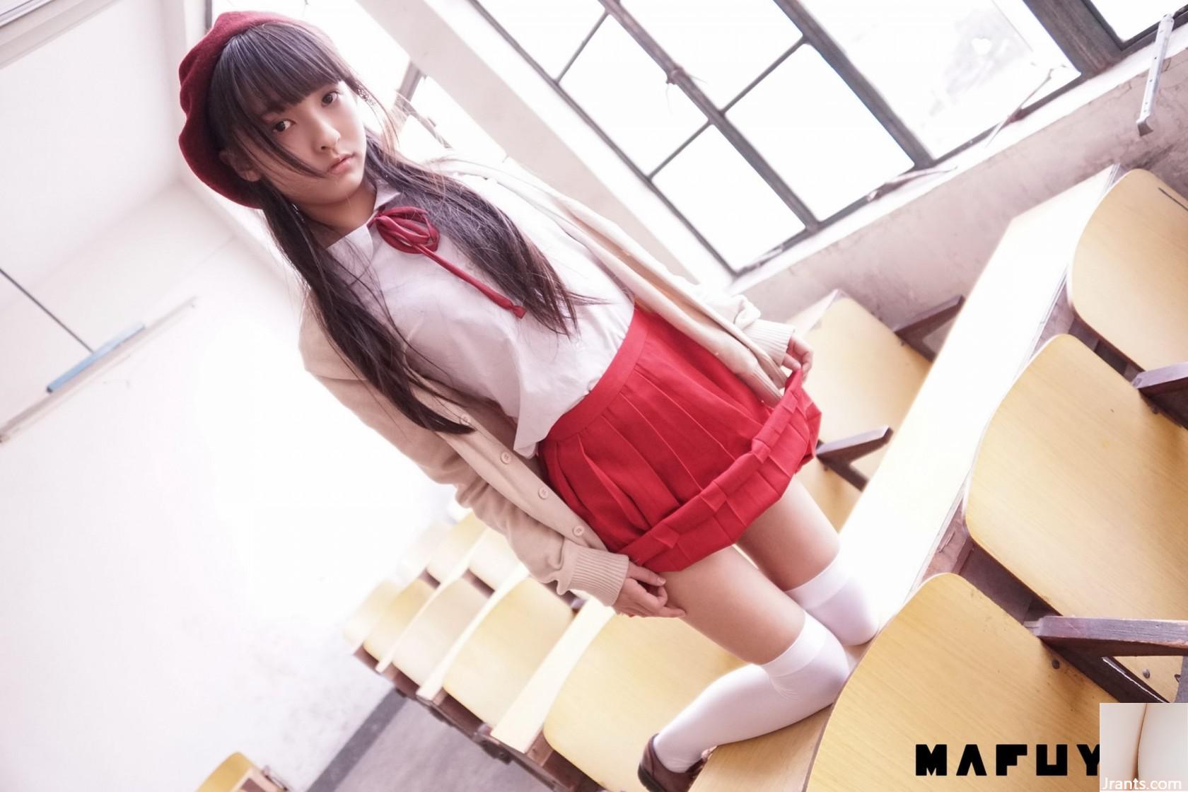 (Mafuuu) Lolita Shenli Board True Winter Klassenzimmer rotes Wasser K Sir Simpan Socken (112p)