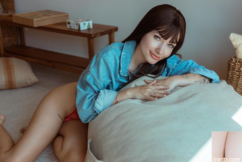 (Suicide Girls) 19 Jan 2025 -Aine – Rumah Sara (41P)