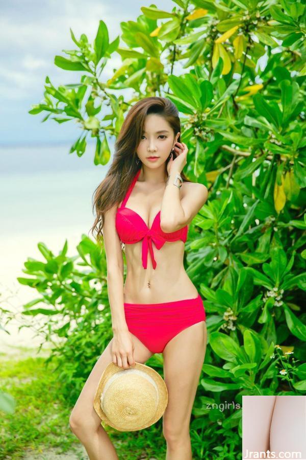 آلبوم عکس Park Soo-Yeon-Swimsuit 5 (100p)